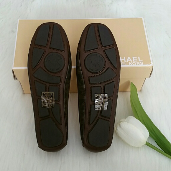 SALE Michael Kors Flat Shoes. New never worn. - Picture 3 of 4