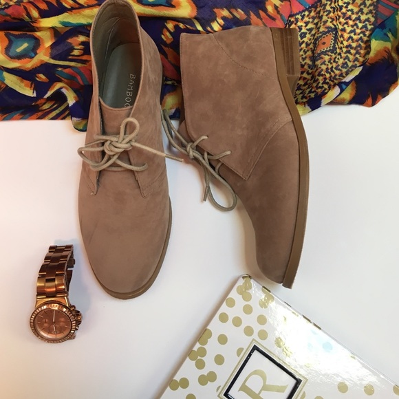 Bamboo Shoes - Faux suede Laceups