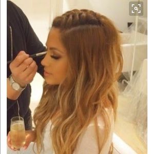 Meet your Posher, Beatriz