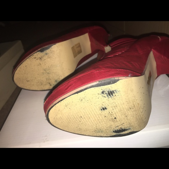 Red booties - Picture 4 of 4