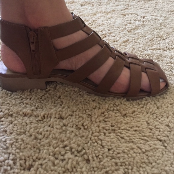 Sandals - Picture 2 of 4