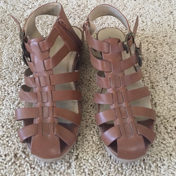 Sandals - Picture 4 of 4