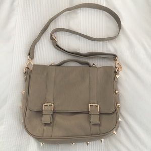 deux lux crossbody / backpack tan with spikes