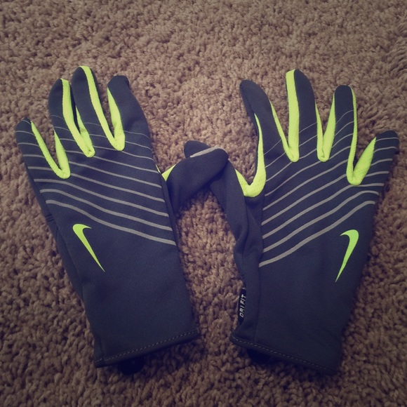 Nike Dri Fit Running Gloves