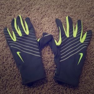 Nike Dri Fit Running Gloves
