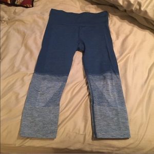 Lululemon seamless crops