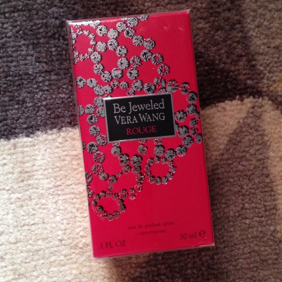 Be Jeweled Vera Wang Rouge Perfume