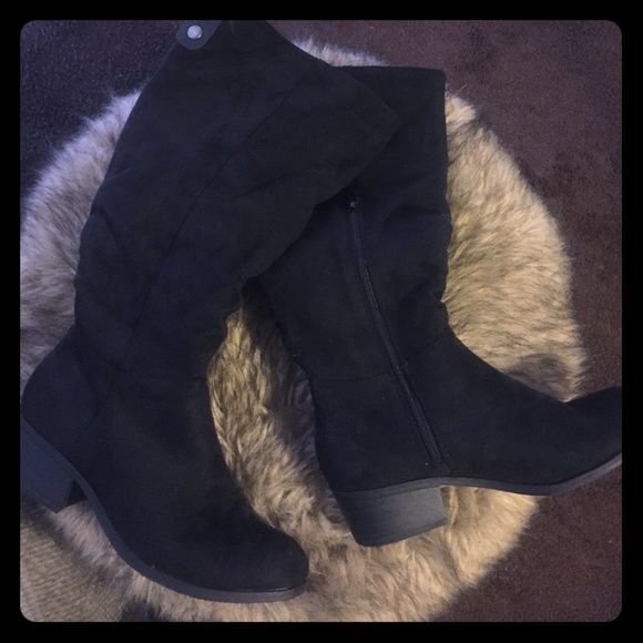 Charlotte Russe Shoes - Cute black boots