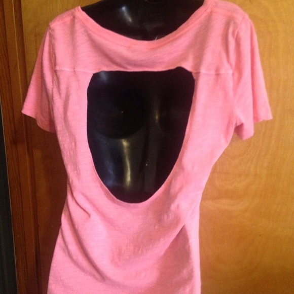 Pink VS size Small Open Back T-Shirt Color Coral