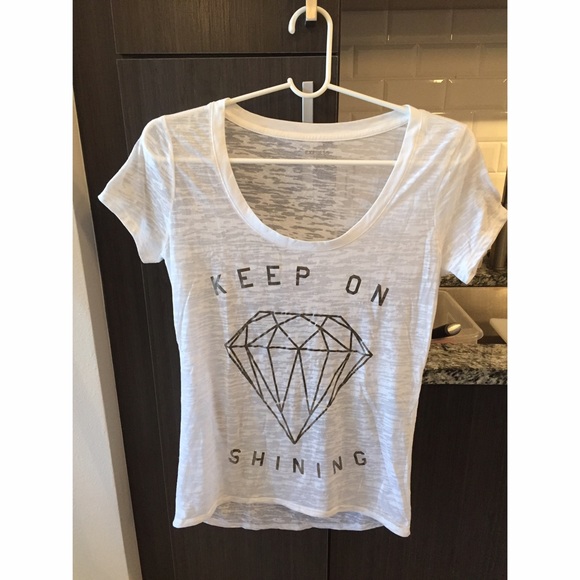 NEW‼️ Express White "Keep On Shining" Diamond Tee
