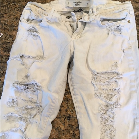 Abercrombie and Fitch white skinny jeans