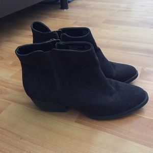 Black ankle booties