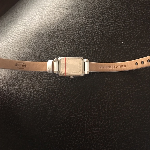 Fossil Watch - Picture 4 of 4