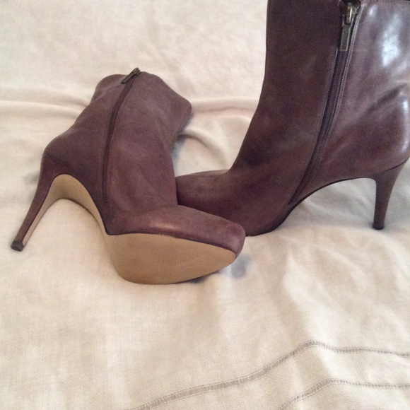 Leather Guess booties - Picture 2 of 3