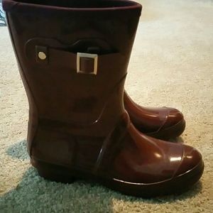 Rain boots