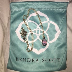 Kendra scott necklace