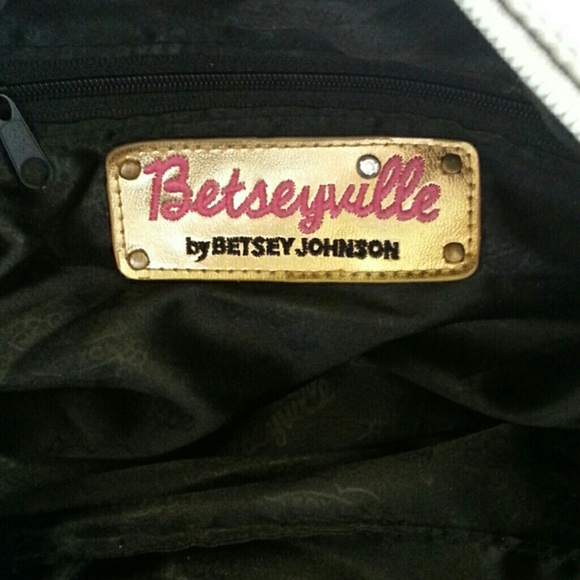Betsey Johnson Handbag - Picture 2 of 3