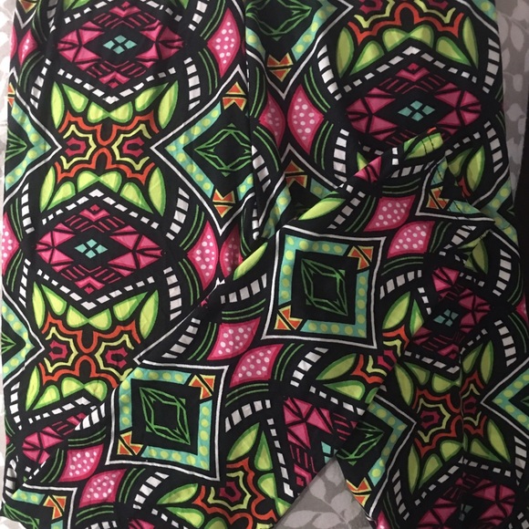 Super soft leggings like lularoe