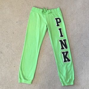 Capri "love pink" sweat pants