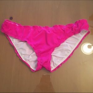 VS Ruffle Bikini Bottom