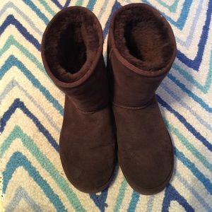 Chocolate Brown Classic Ugg Boots
