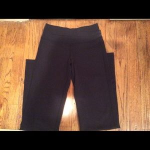 Boot cut low rise Lululemon yoga pants-Luon sz: 4