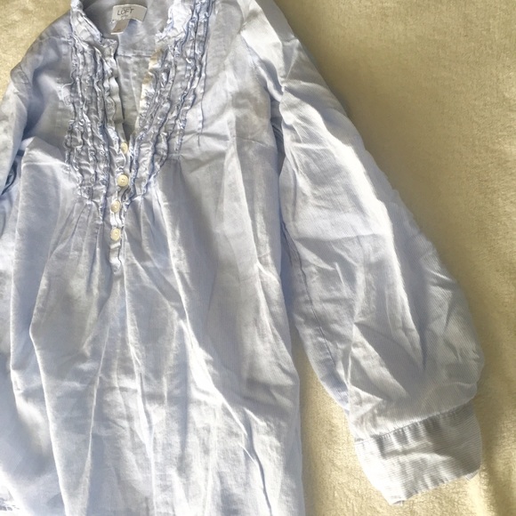 Ann Taylor Loft Airy Tuxedo Ruffle Tunic Top