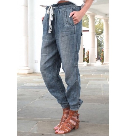 Free People Pants - HP🎉NWT Free People Chambray Pants