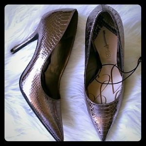 NWOT Pointy Toe Heels