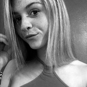 Meet your Posher, Mckenzie