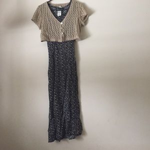 ⭐️LONG PRETTY DRESS WITH CROPPED SWEATER⭐️