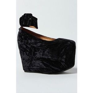 Jeffrey Campbell Black Crushed Velvet Pointe