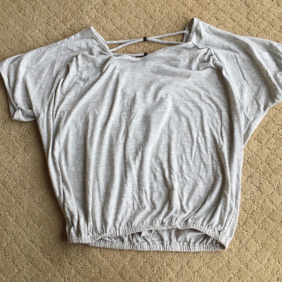 Gray top