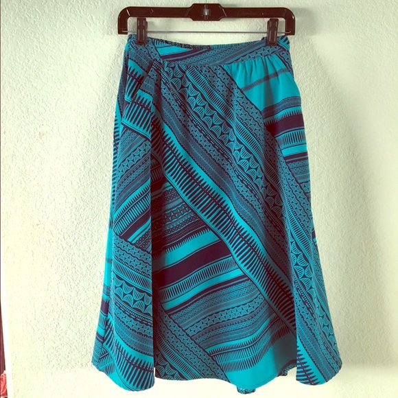 Old Navy blue A-line skirt