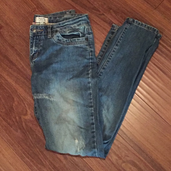 Forever21 distressed Jeans