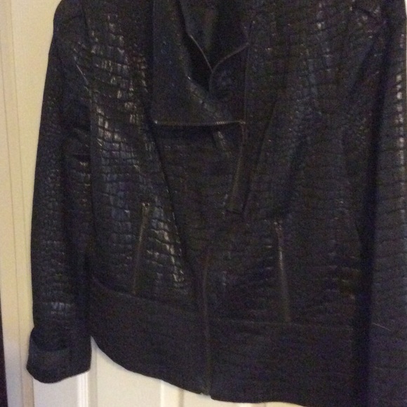 Jacket/Blazer - Picture 2 of 2
