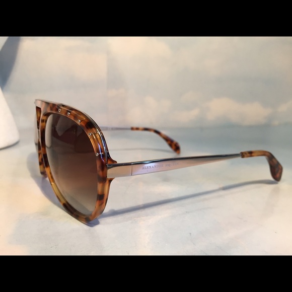 Alexander McQueen brown aviator sunglasses