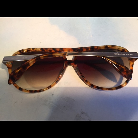 Alexander McQueen brown aviator sunglasses main image 4