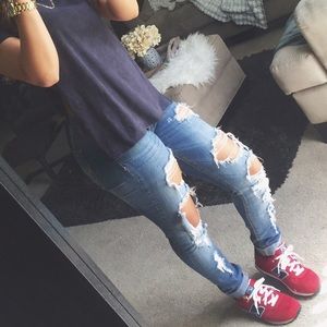 Red New Balance sneakers. Size 6Y.