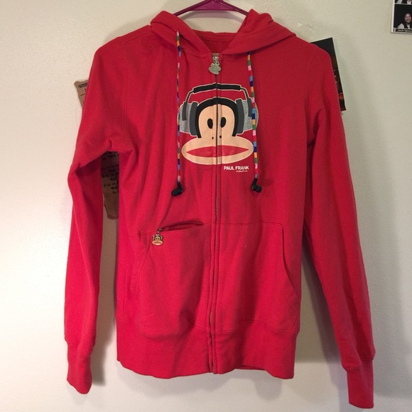 Paul frank shirt with earbuds