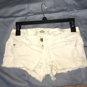 White Hollister shorts
