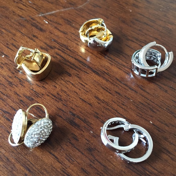 1/$10...5/$35✨☀️Gold & silver earrings