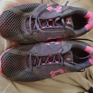 Womens under armour sneaker