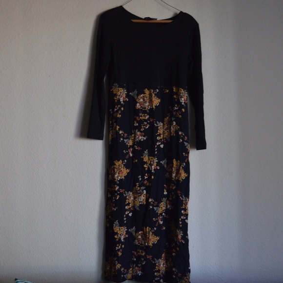 Vintage Floral Longsleeve Dress