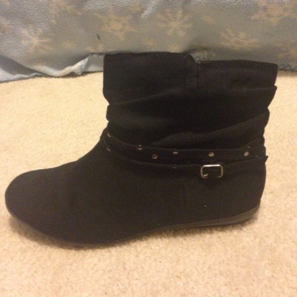 Black Ankle Boots!!