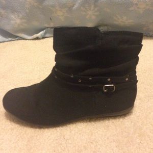 Black Ankle Boots!!