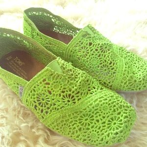 Crochet TOMS