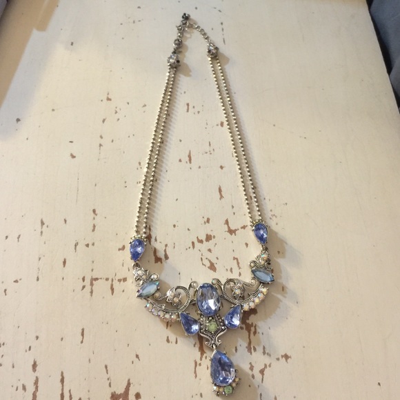 Statement Necklace - Picture 2 of 3