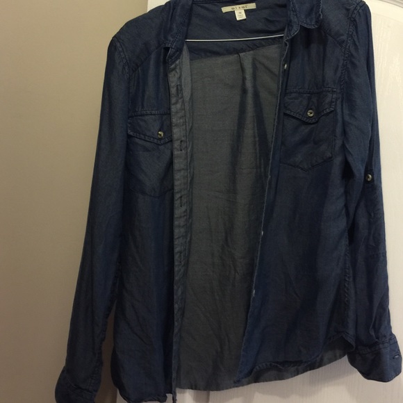 Dark chambray button up shirt - Picture 1 of 3