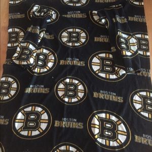 Boston Bruins Snuggie/Throw Blanket